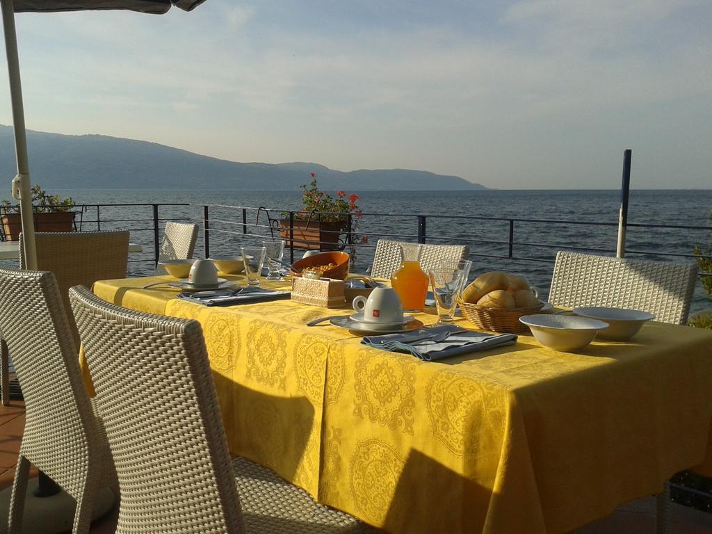 Villa Residence La Limonaia Gargnano Oda fotoğraf